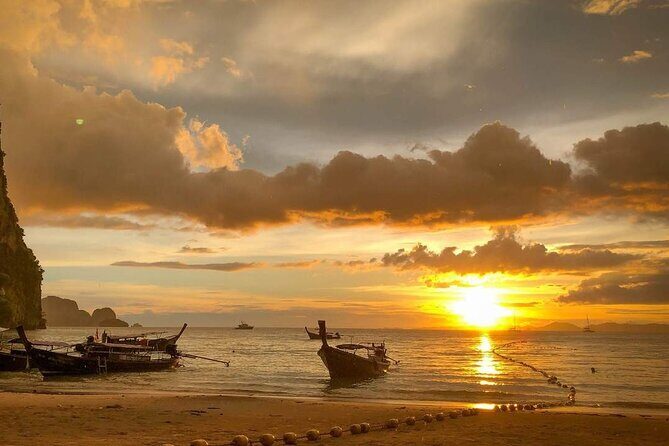 Seven Islands Sunset Tour Krabi with Dinner - Entering The Island Loop: What This Tour Feels Like