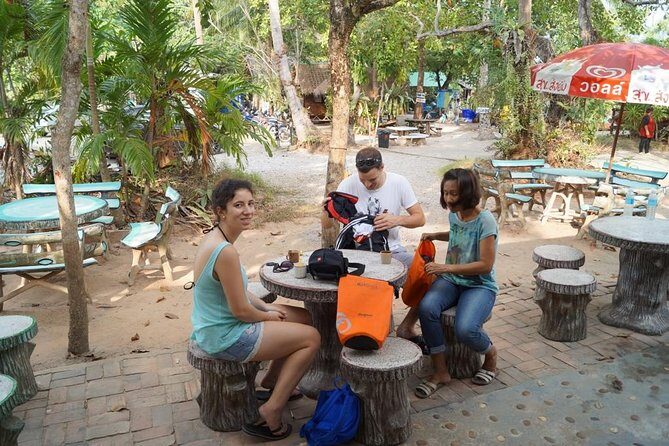 Small-Group Sea Kayaking in Ao Thalane Bay and Hong Island from Krabi - Your day on the water: transfers, gear, and a simple safety setup