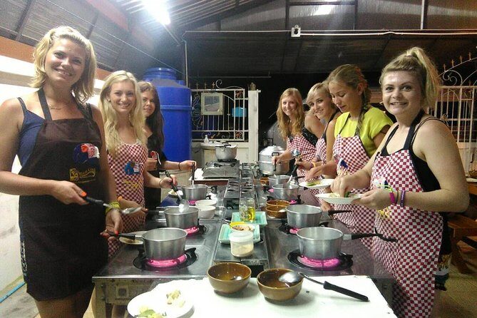 Small-Group Smart Thai Cooking Class in Krabi - Price and value: $41.79 for a real cooking meal with pickup