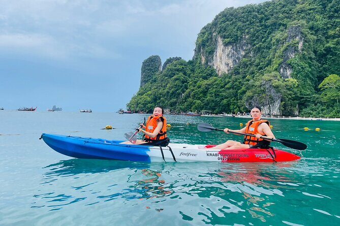 Snorkeling and Kayaking Tour at Hong Islands From Krabi - Daeng Island snorkeling: what you’re set up to see