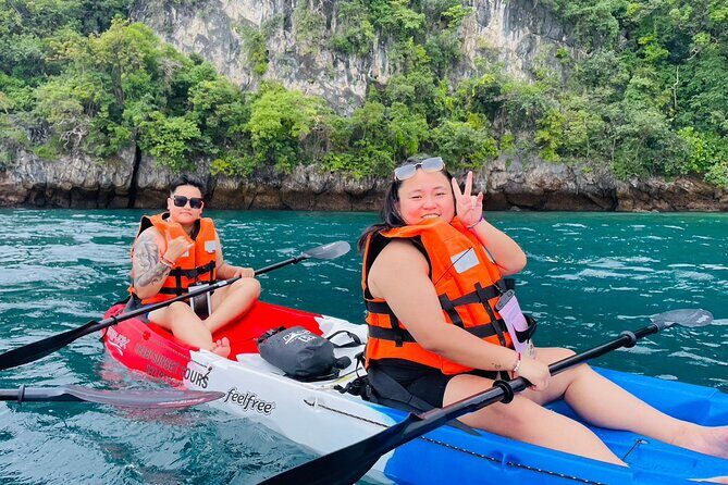 Snorkeling and Kayaking Tour at Hong Islands From Krabi - Hong Island Beach: the lunch spot and the recovery zone