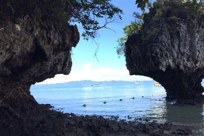 Sunset Tour of the Hong Islands with Bioluminescent Plankton - Lao Lading Island: the tree-lined beach payoff