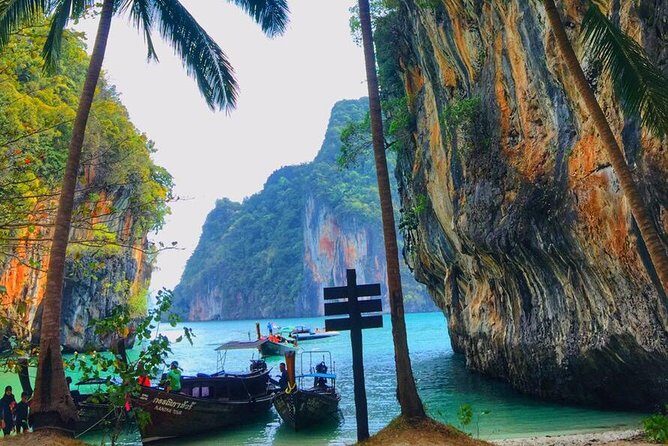 Sunset Tour of the Hong Islands with Bioluminescent Plankton - The 109-meter viewpoint: the best overview you’ll get in Krabi
