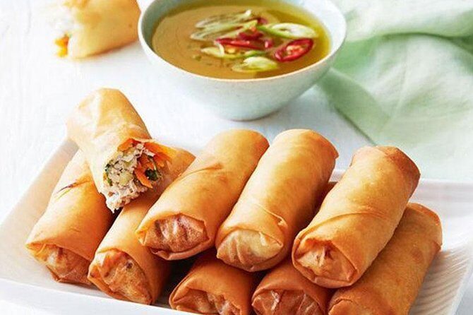 Ya's Krabi Thai Cookery School - Eating, tasting, and takeaway: why the meals are part of the lesson